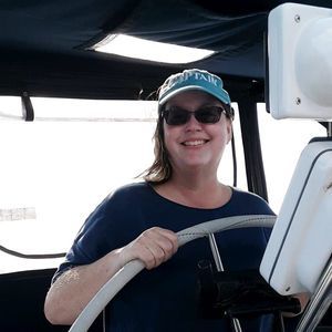 Meet your Posher, Joni